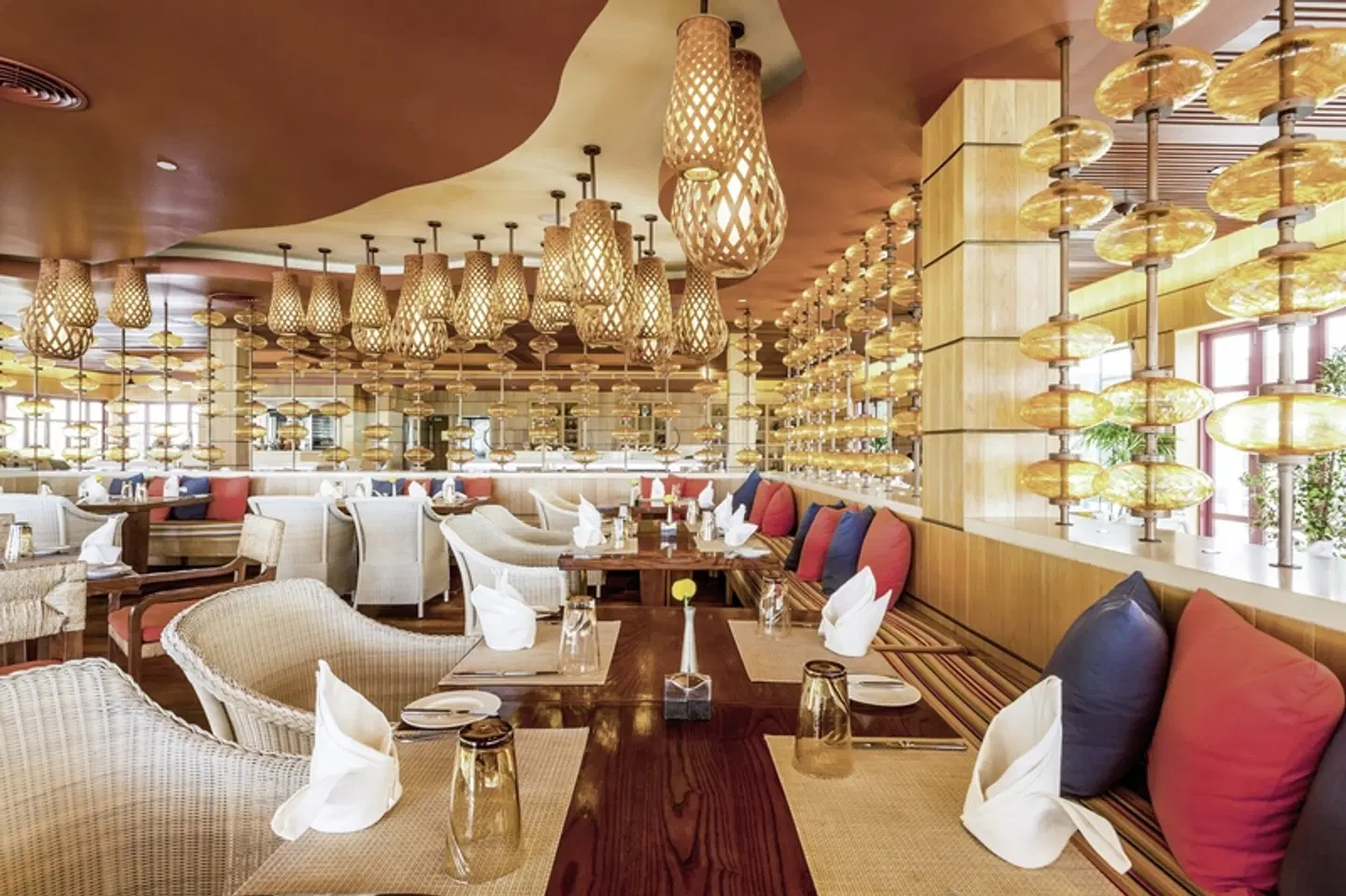 Centara Grand Beach Resort Phuket Restaurant