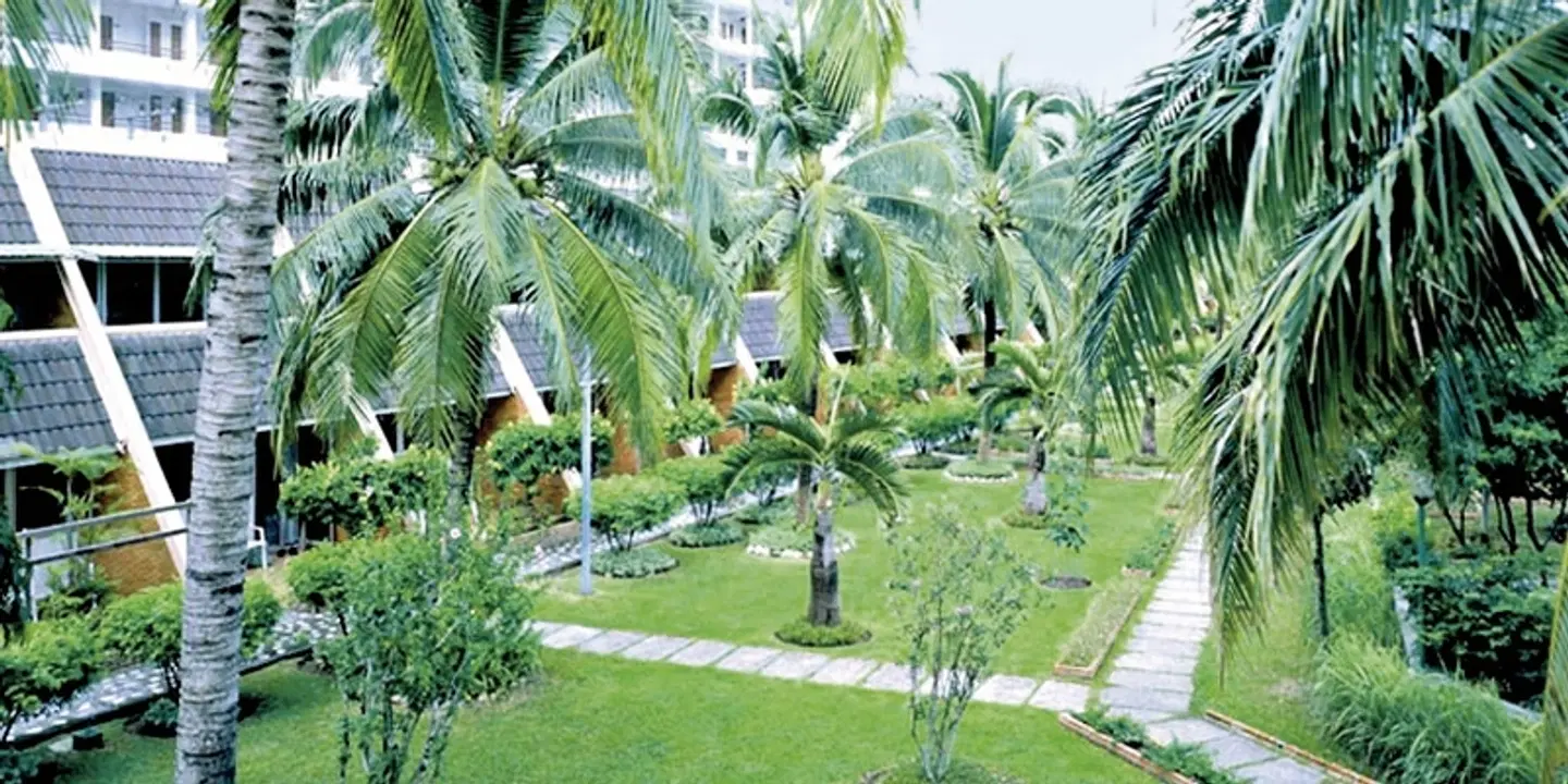 Patong Resort Garten