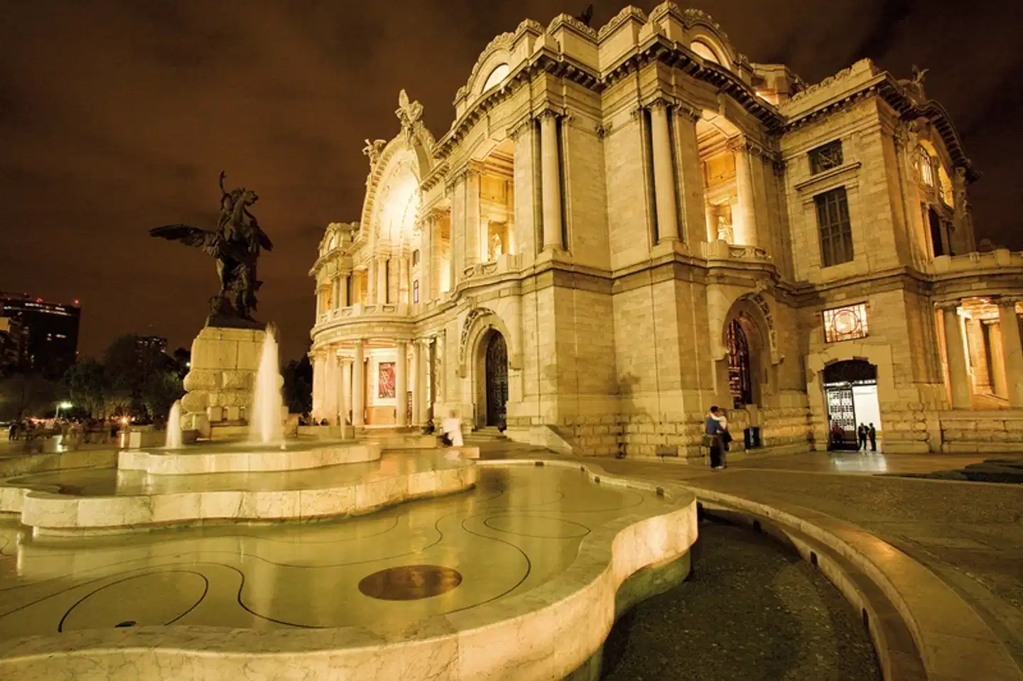 Highlights um Mexico City Pool