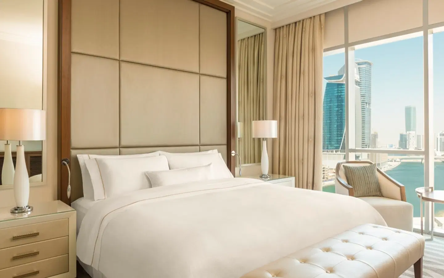 Hilton Dubai Al Habtoor City ROOM_EXAMPLE