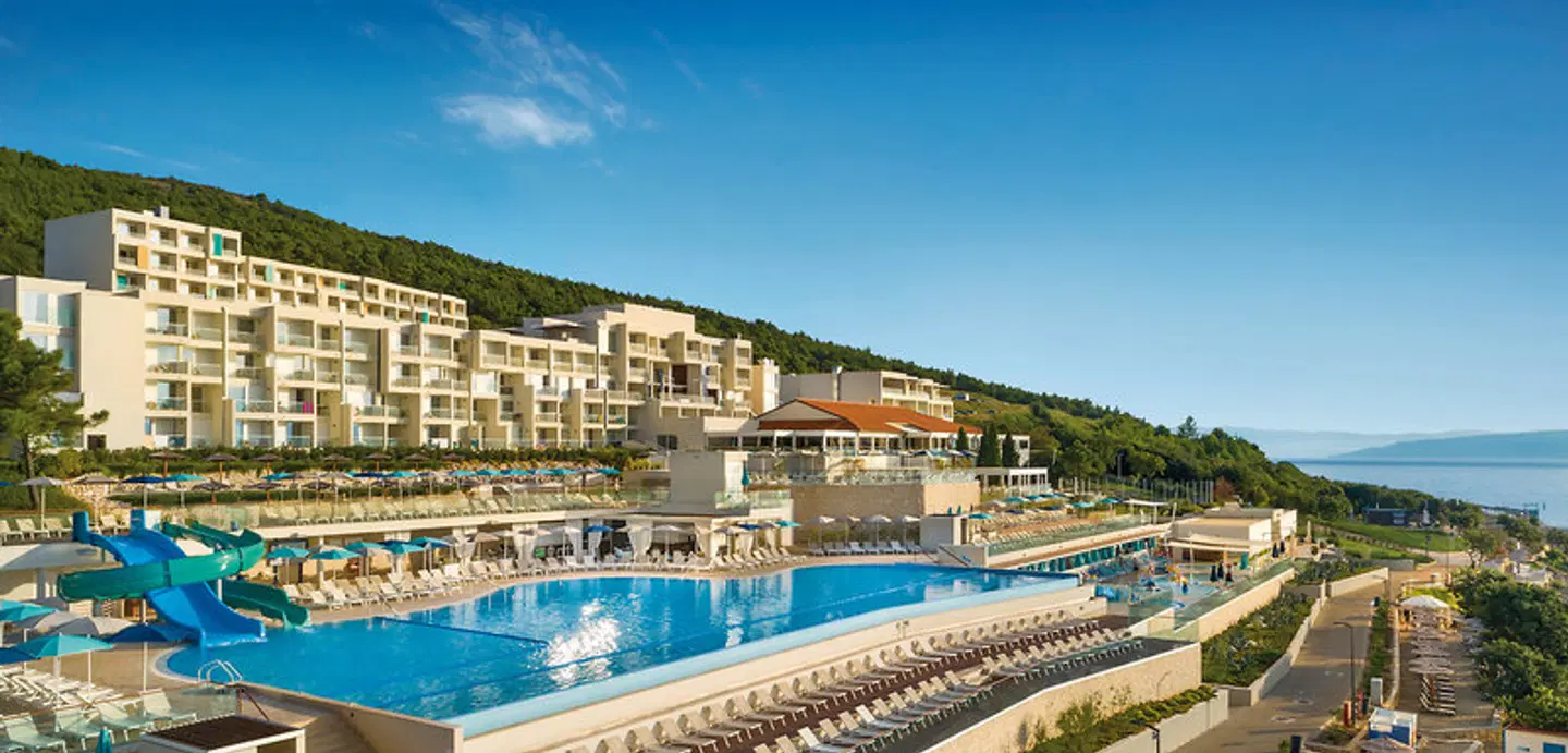 Valamar Bellevue Resort EXTERIOR
