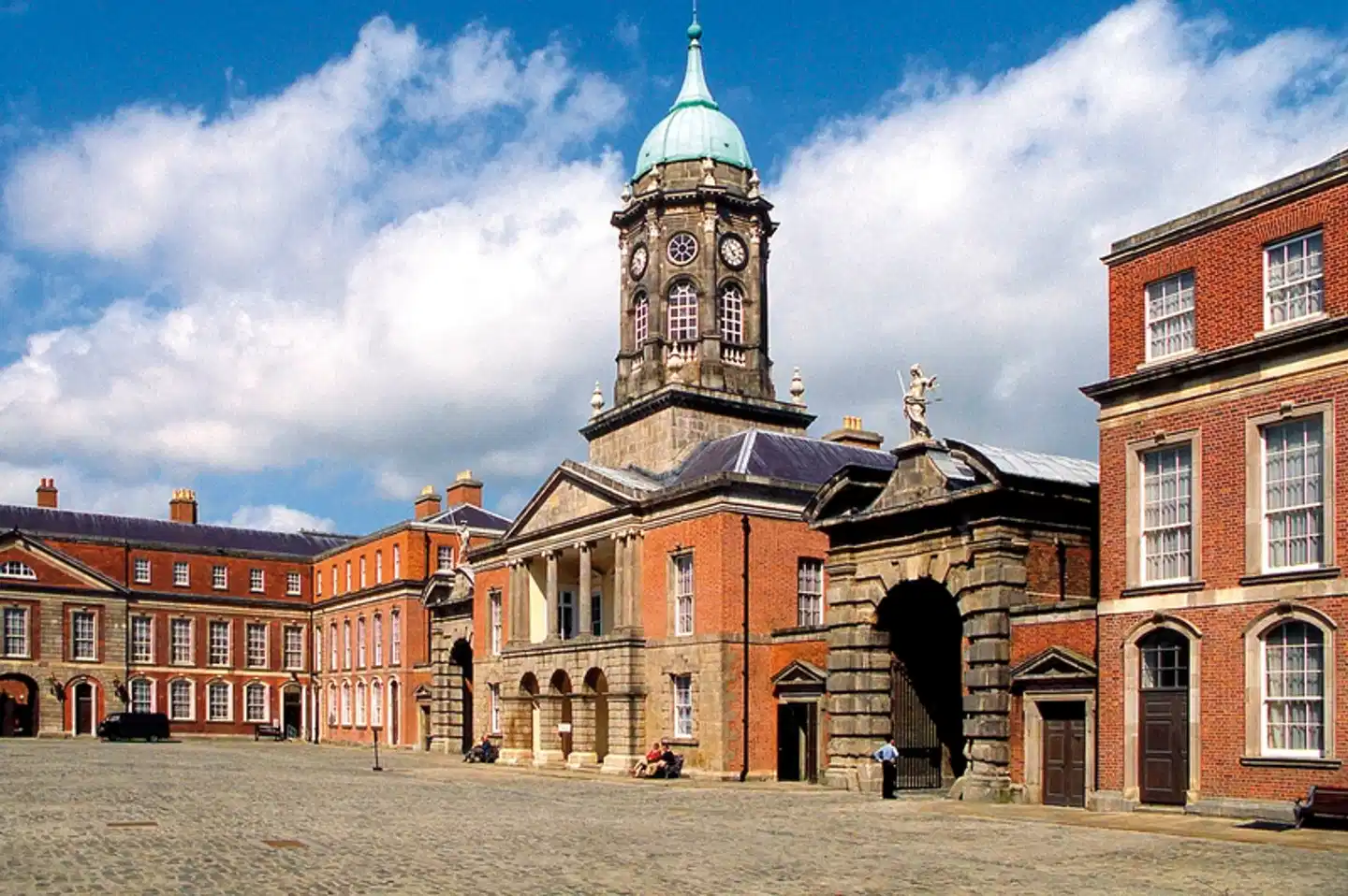 Irlands grüner Norden Aussenansicht