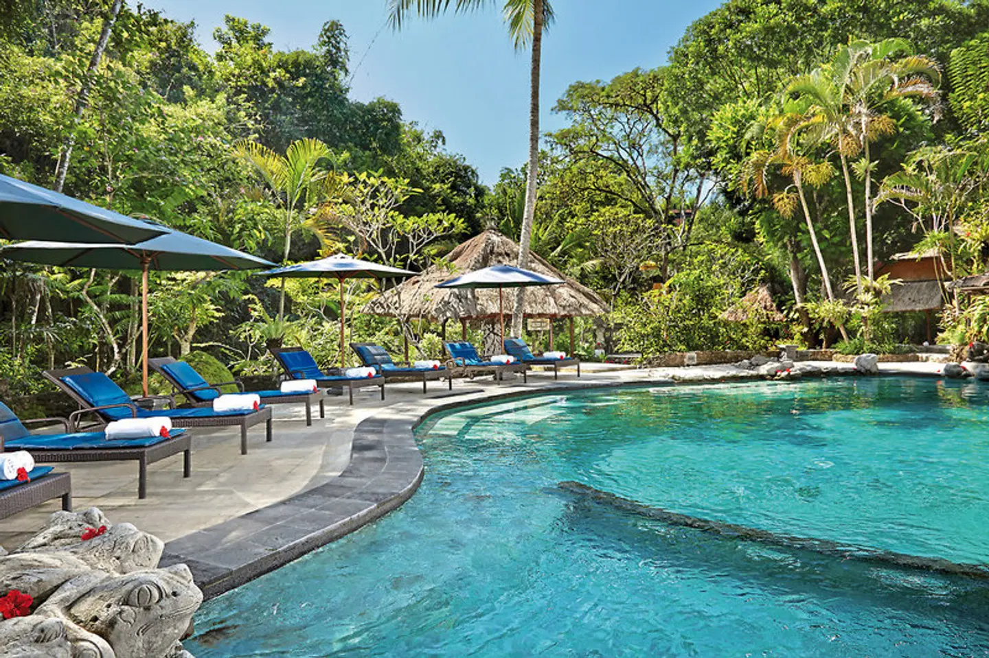 Tjampuhan Hotel & Spa OUTDOOR_POOL