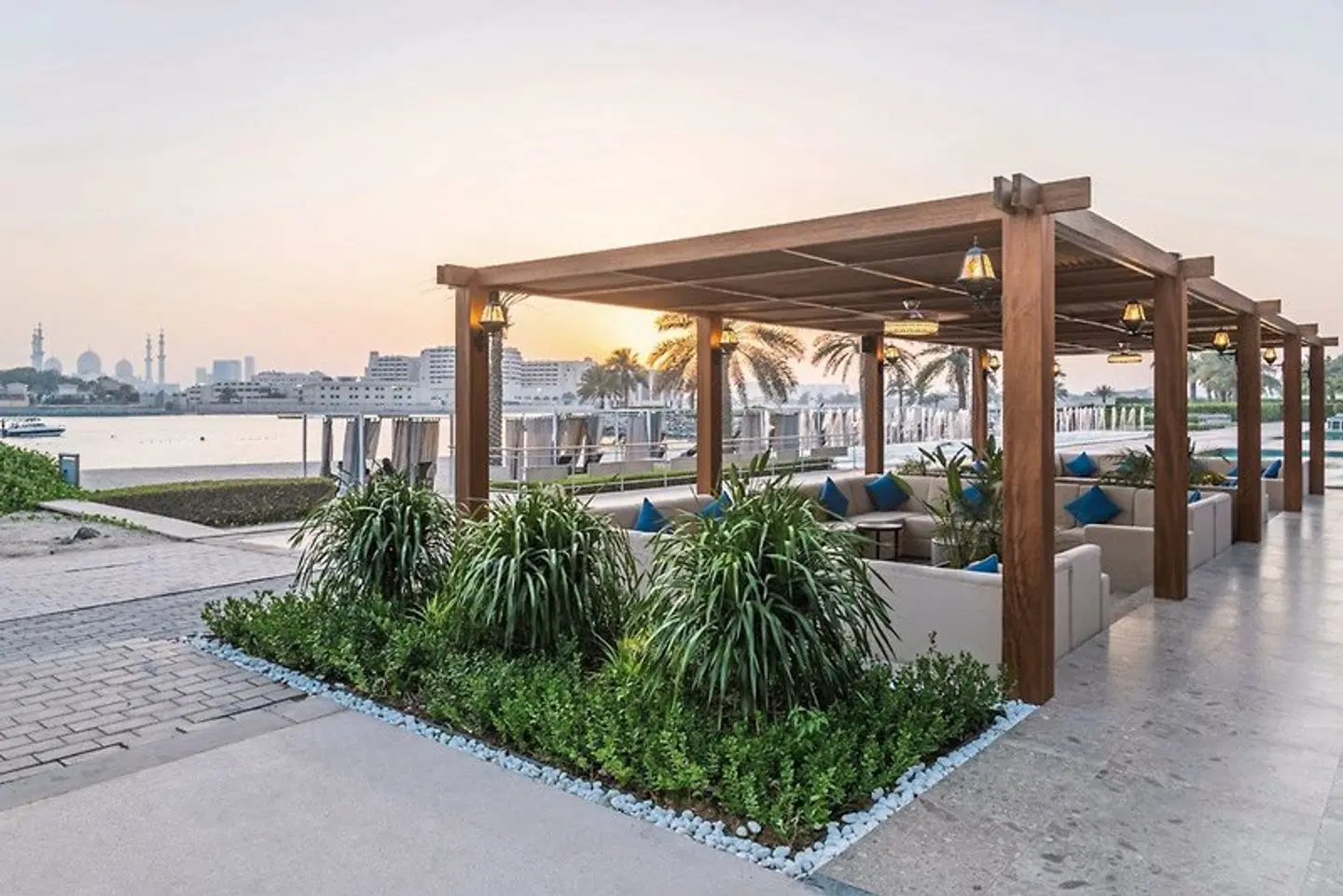 Fairmont Bab Al Bahr GARDEN