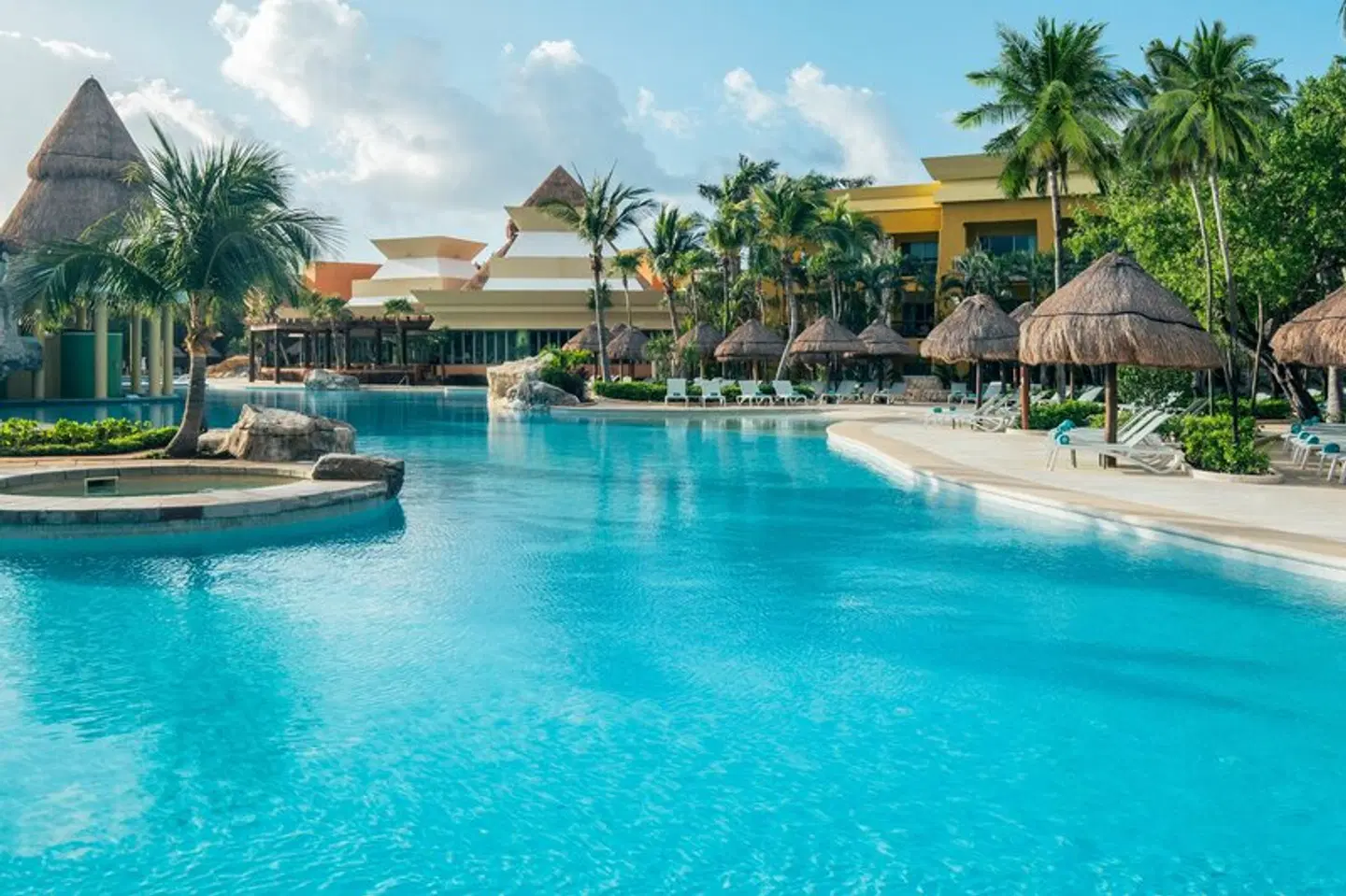 Iberostar Selection Paraíso Lindo OUTDOOR_POOL