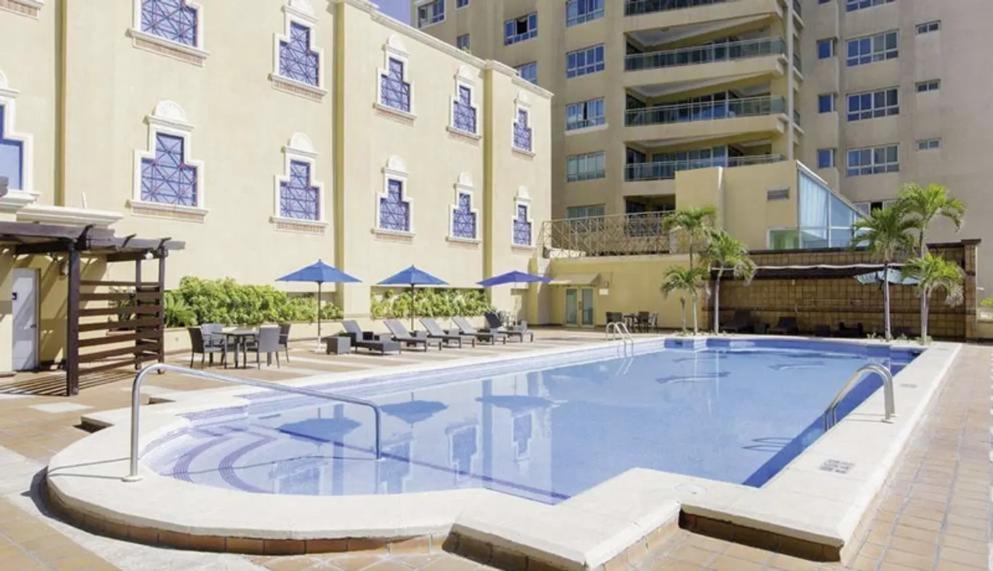 Catalonia Santo Domingo OUTDOOR_POOL