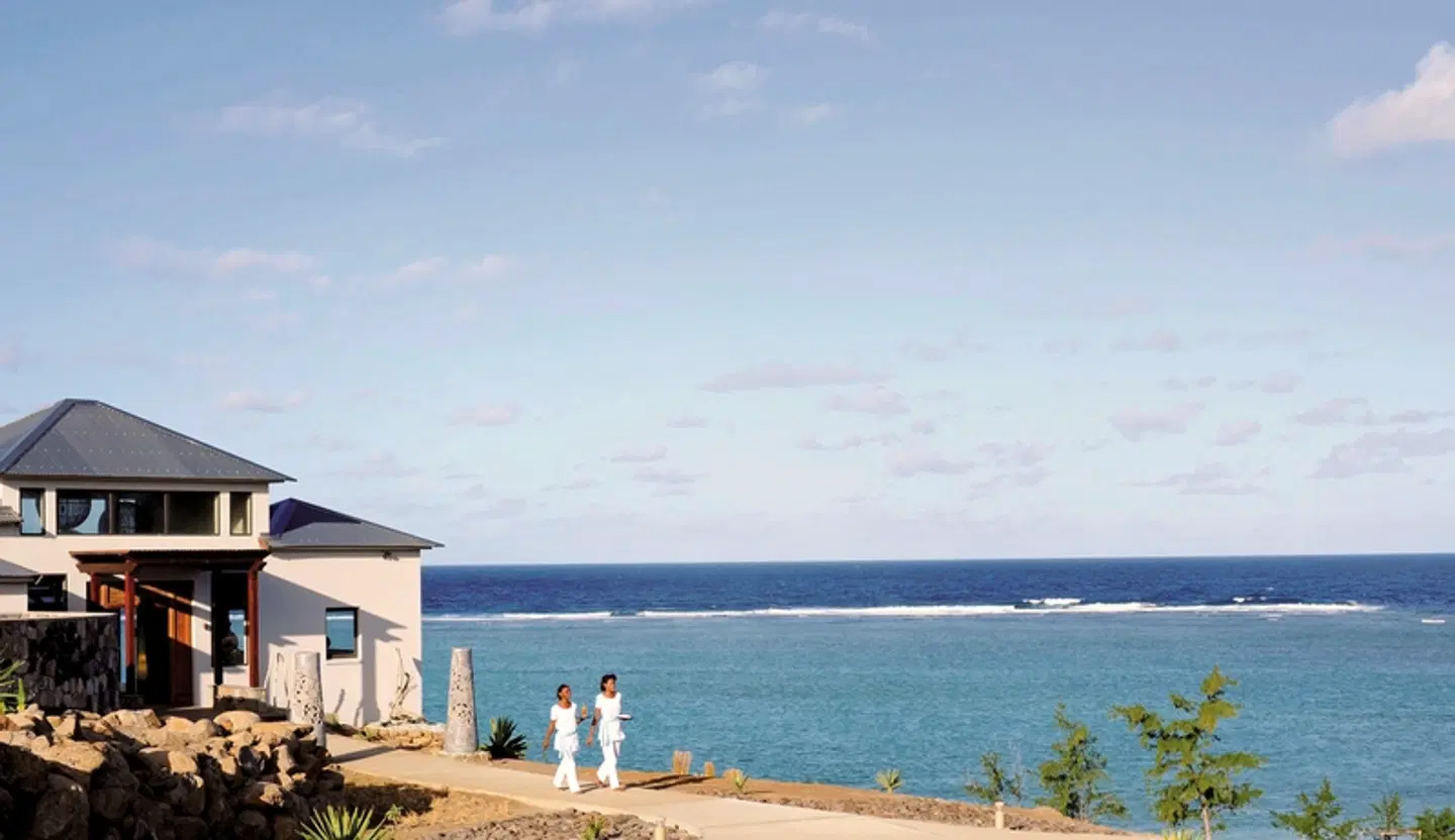 Constance Tekoma Rodrigues BEACH