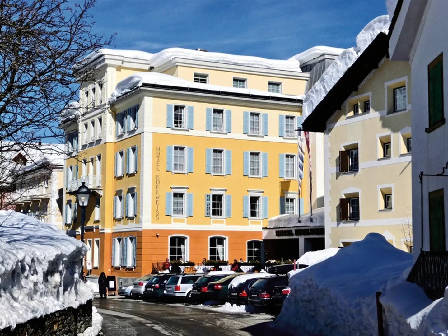 Hotel Edelweiss EXTERIOR