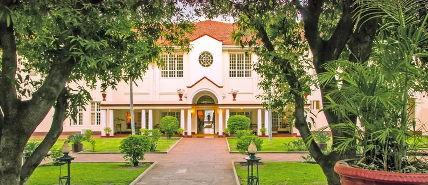 The Victoria Falls Hotel EXTERIOR