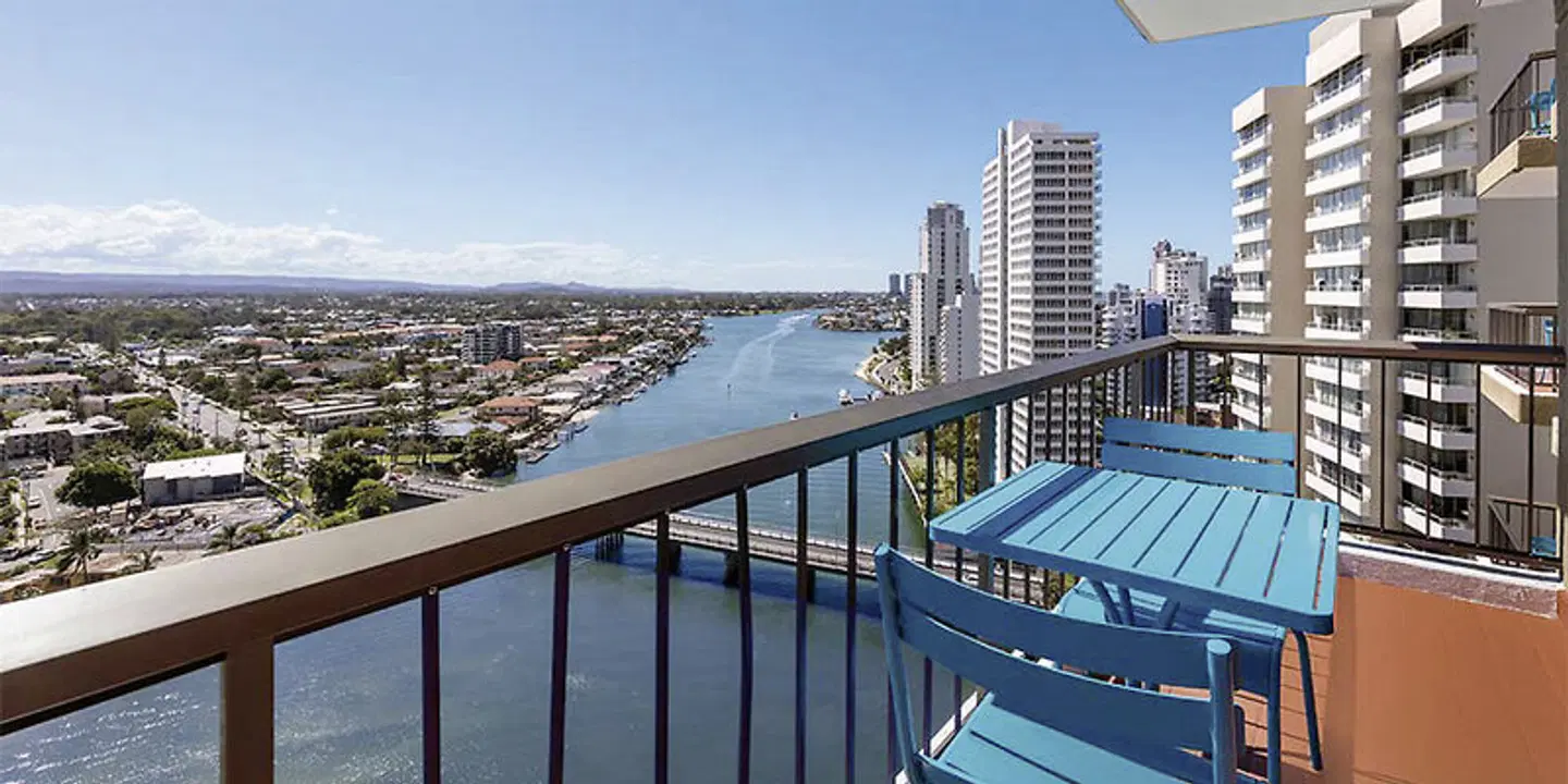 Vibe Hotel Gold Coast TERRACE