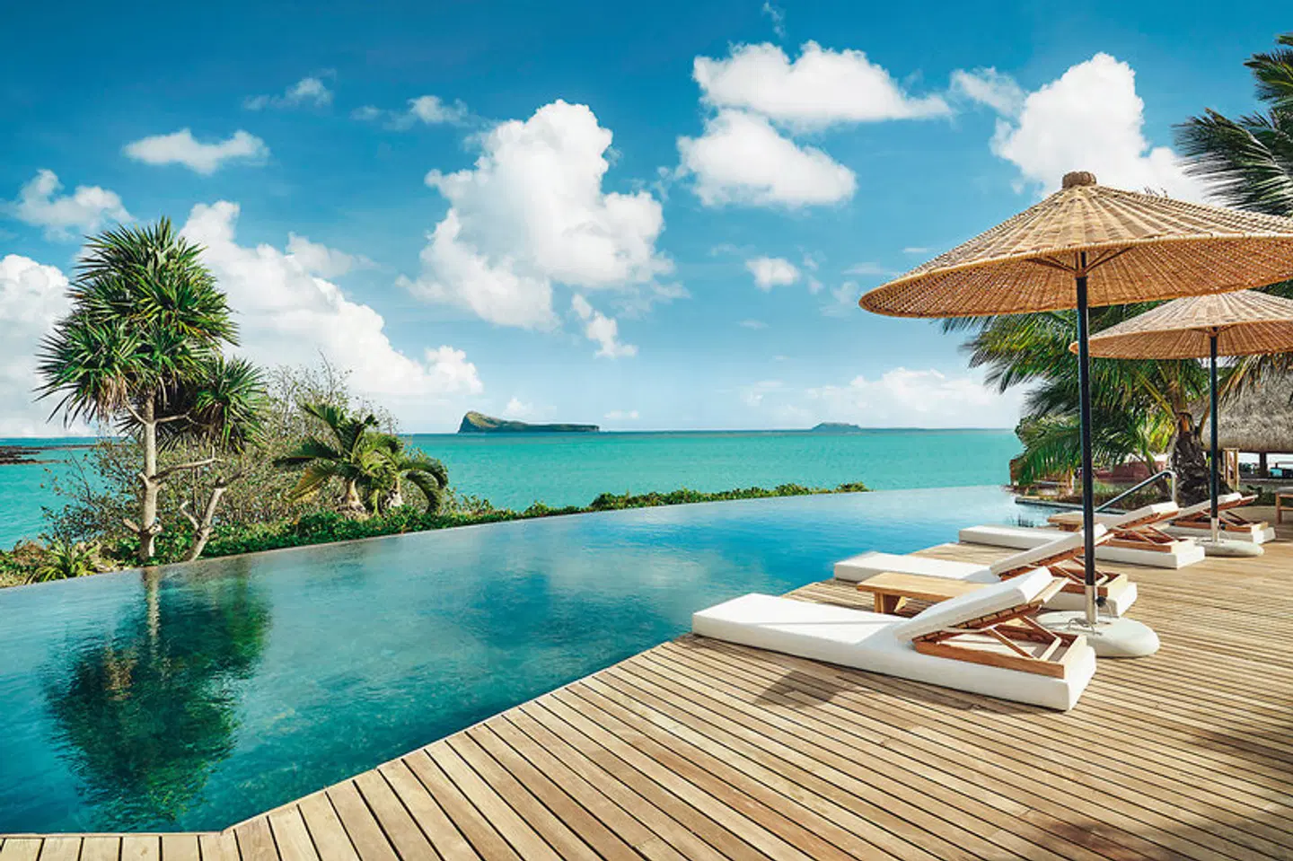 Paradise Cove Boutique Hotel OUTDOOR_POOL