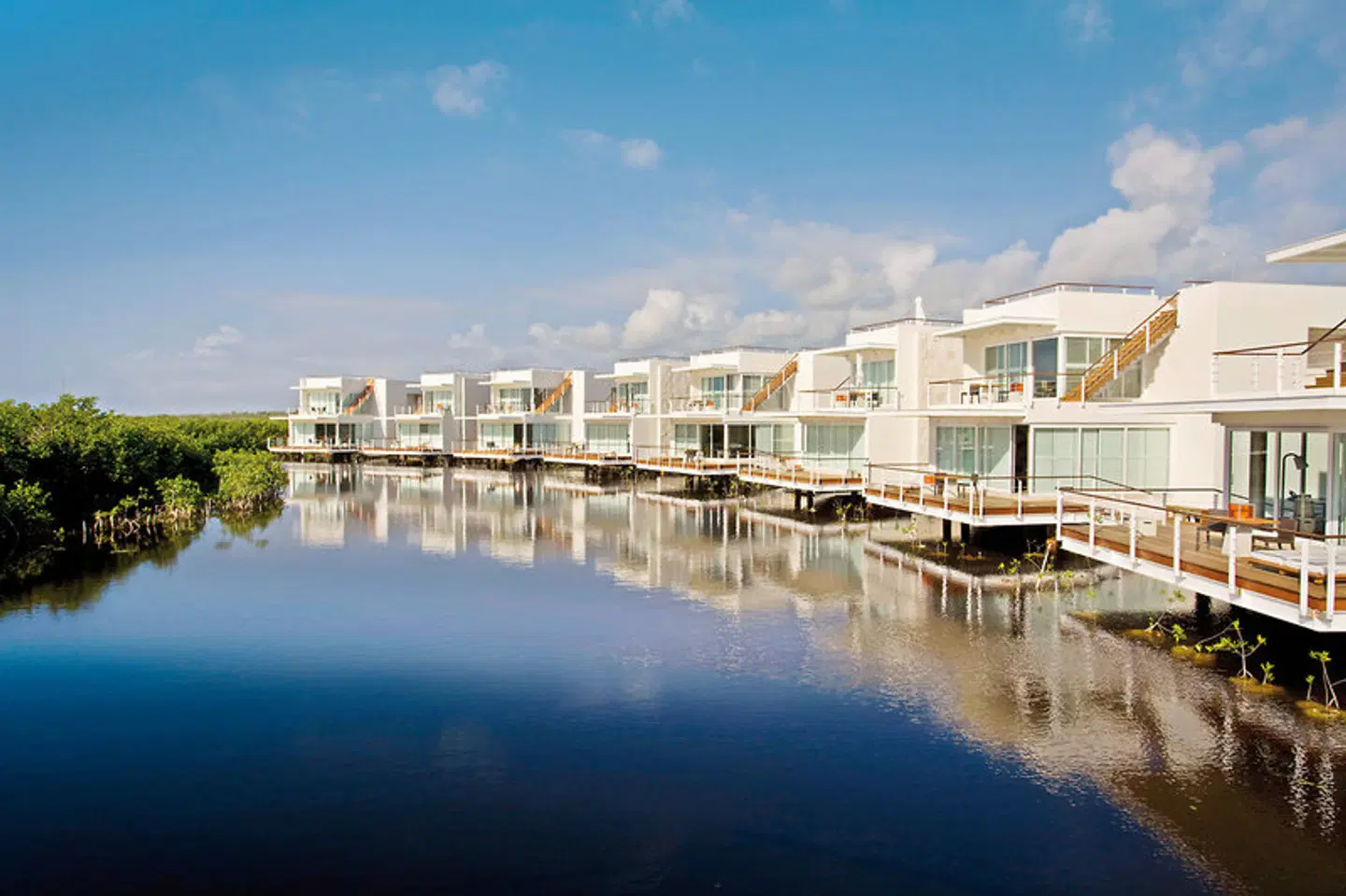 Blue Diamond Luxury Boutique Hotel OUTDOOR_POOL