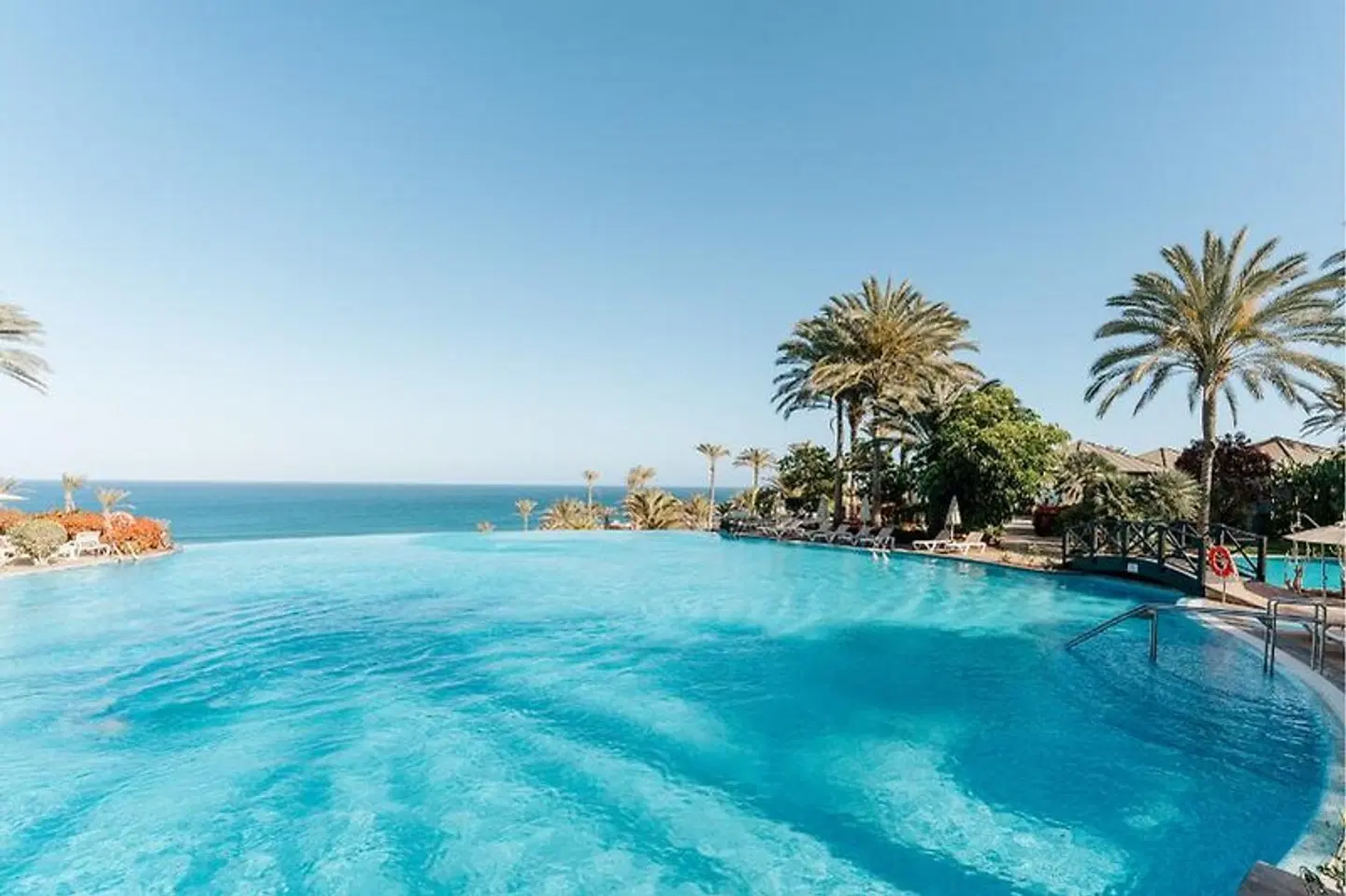 R2 Rio Calma Hotel & SPA & Conference OUTDOOR_POOL