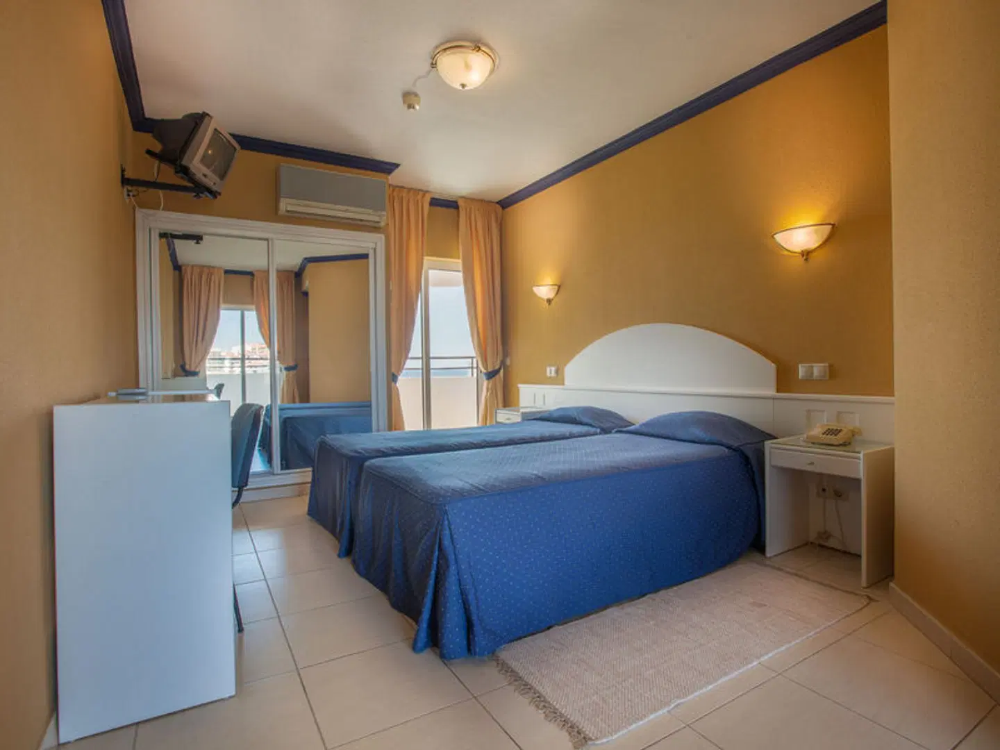Atismar ROOM_EXAMPLE