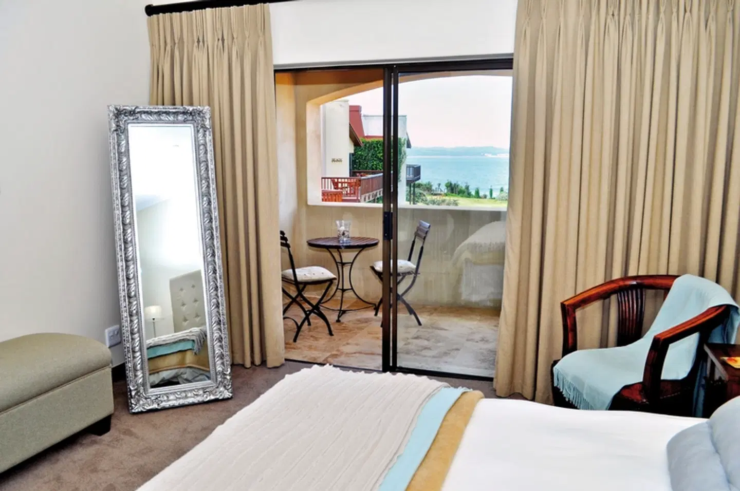 Supertubes Guest House ROOM_EXAMPLE