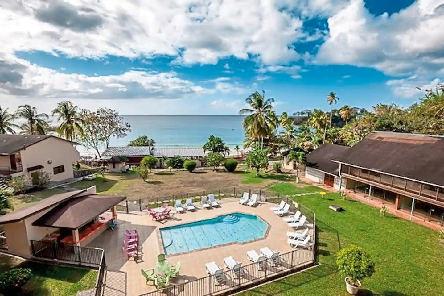 Grafton Beach Resort Pool