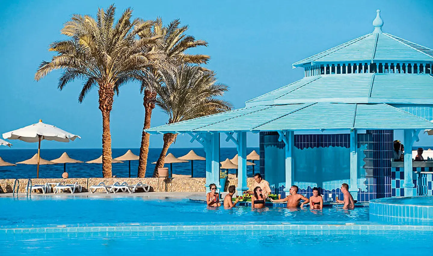 Concorde Moreen Beach Resort & Spa OUTDOOR_POOL