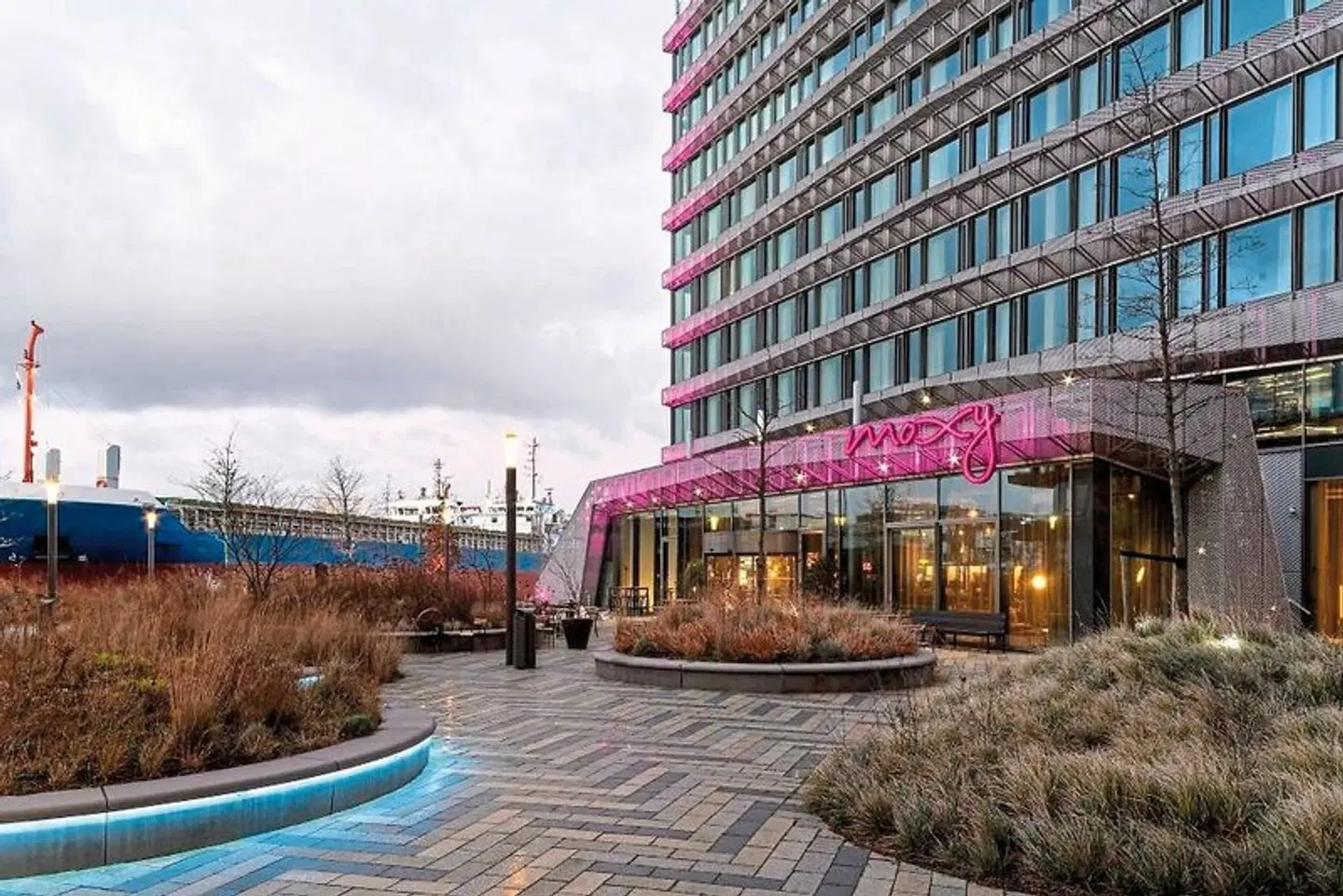 Moxy Amsterdam Houthavens EXTERIOR