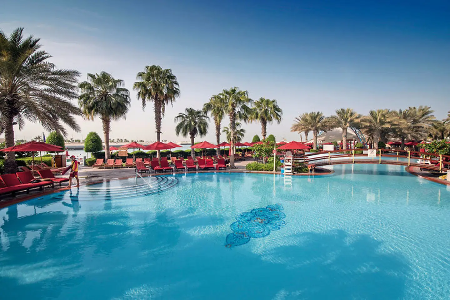Khalidiya Palace Rayhaan by Rotana OUTDOOR_POOL