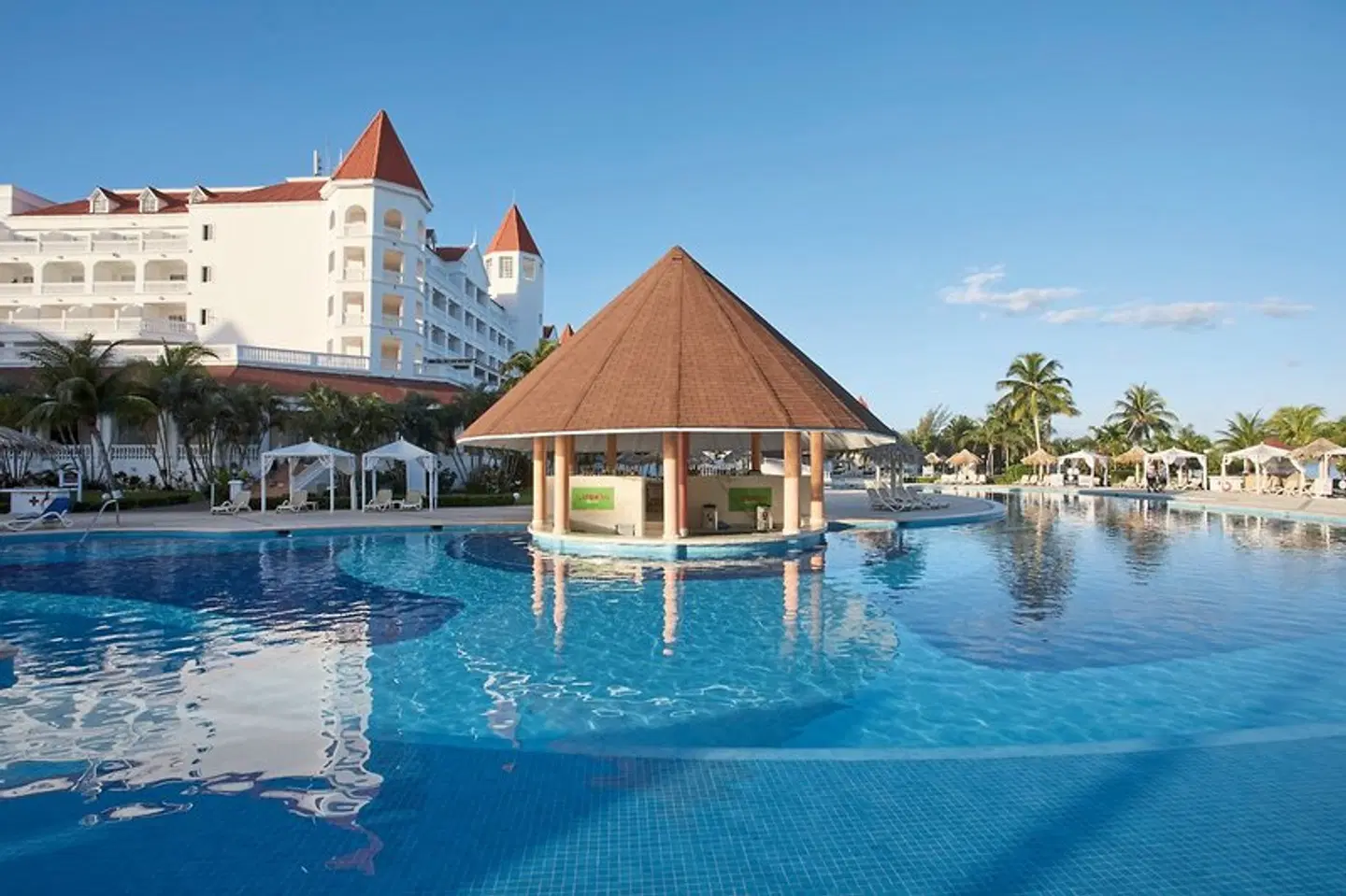 Bahia Principe Explore Jamaica OUTDOOR_POOL