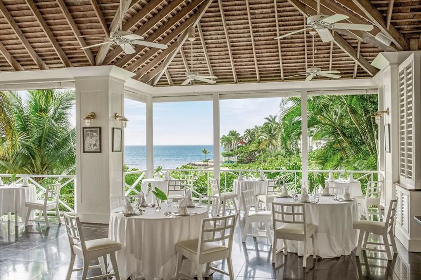 Round Hill Hotel and Villas Restaurant