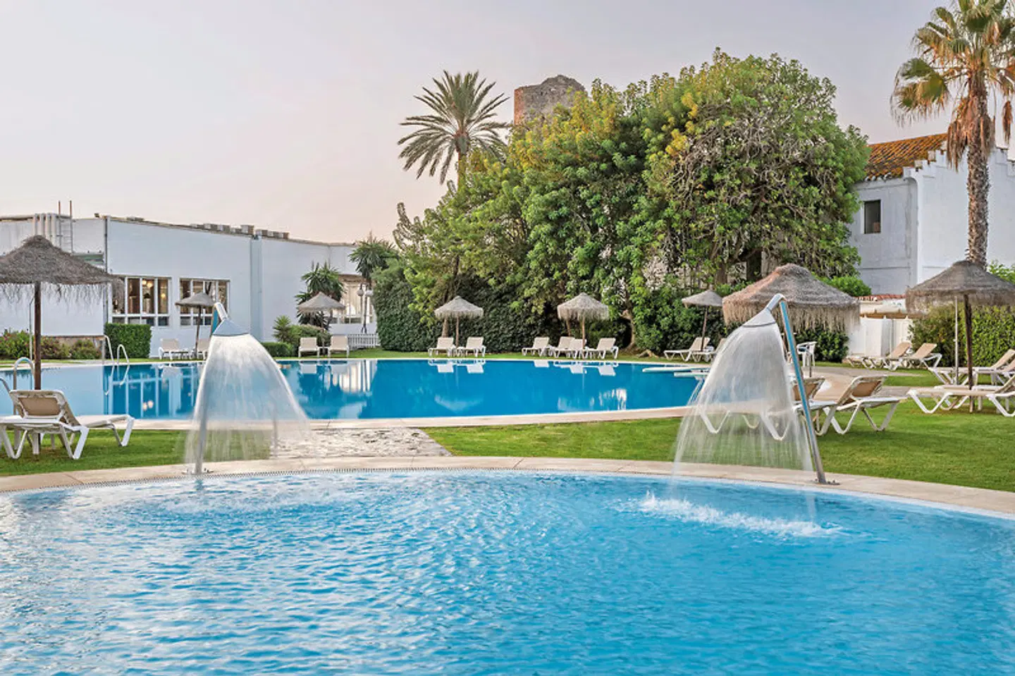 Sol Marbella Estepona · Atalaya Park OUTDOOR_POOL