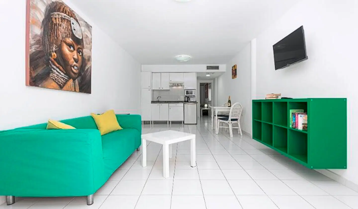 LIVVO Erika ROOM_EXAMPLE