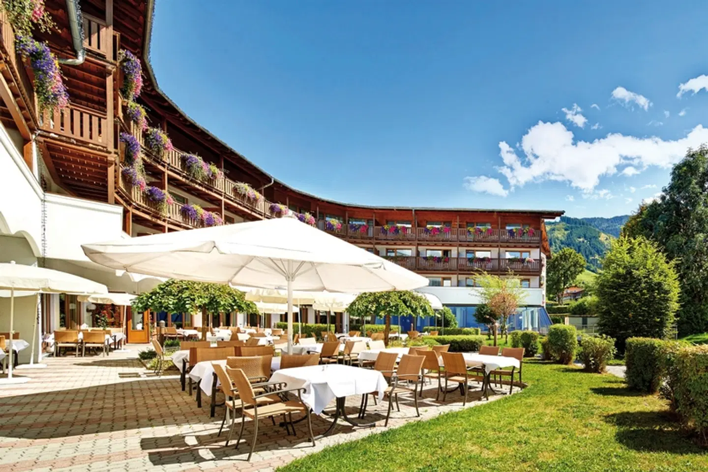 Das Alpenhaus Kaprun Terrasse