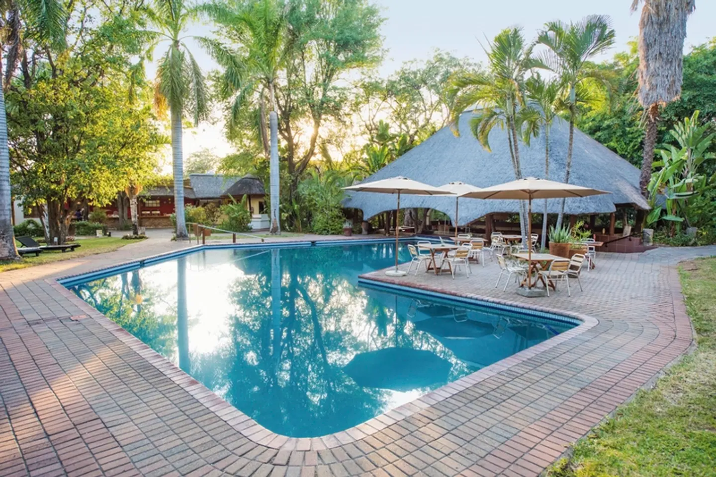 Sefapane Lodge OUTDOOR_POOL