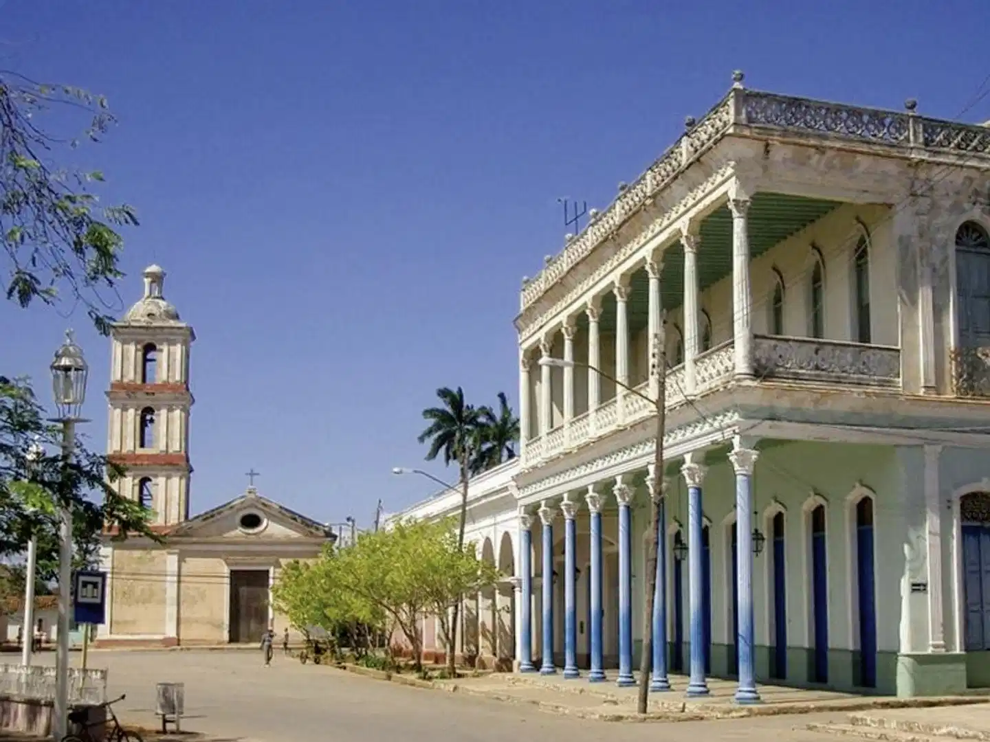 E Barcelona Aussenansicht