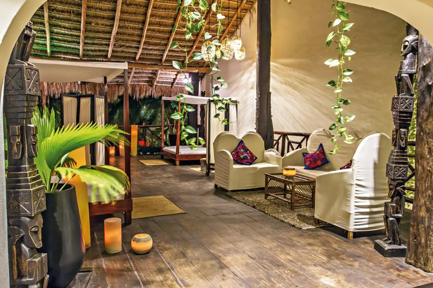 Riviera del Sol Lobby