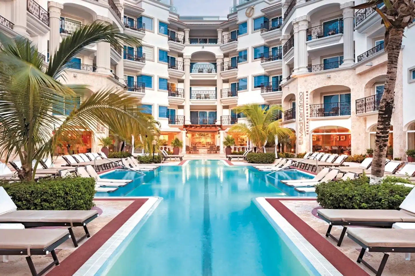 Hyatt Vivid Playa del Carmen Pool