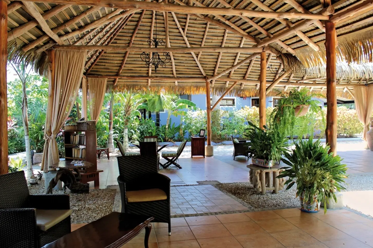 Bahia del Sol Beach Front Boutique Hotel Lobby