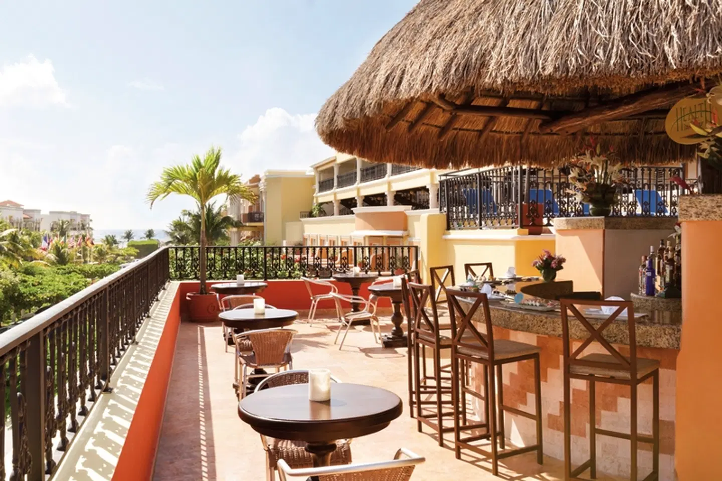 Wyndham Alltra Playa del Carmen Bar