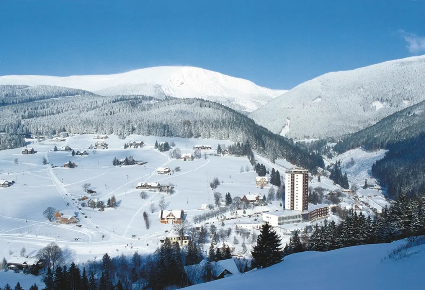 Hotel Horizont LANDSCAPE