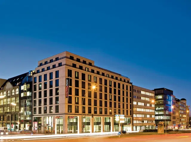 IntercityHotel Hamburg Hauptbahnhof EXTERIOR