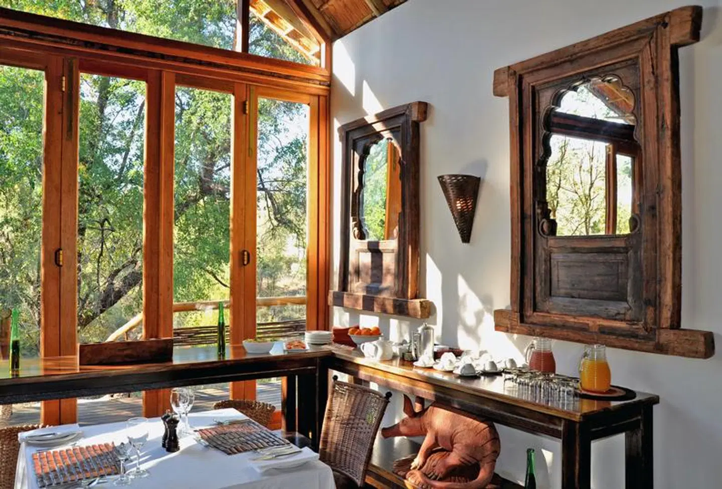 aha Thakadu River Camp Restaurant