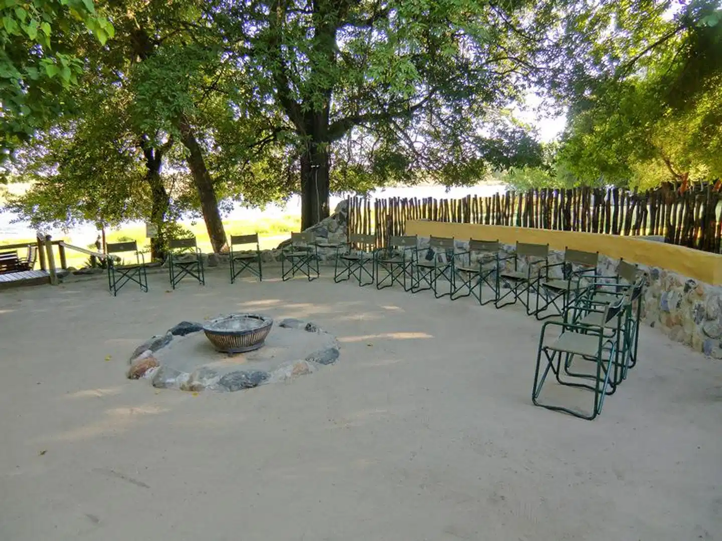 Thamalakane River Lodge Terrasse