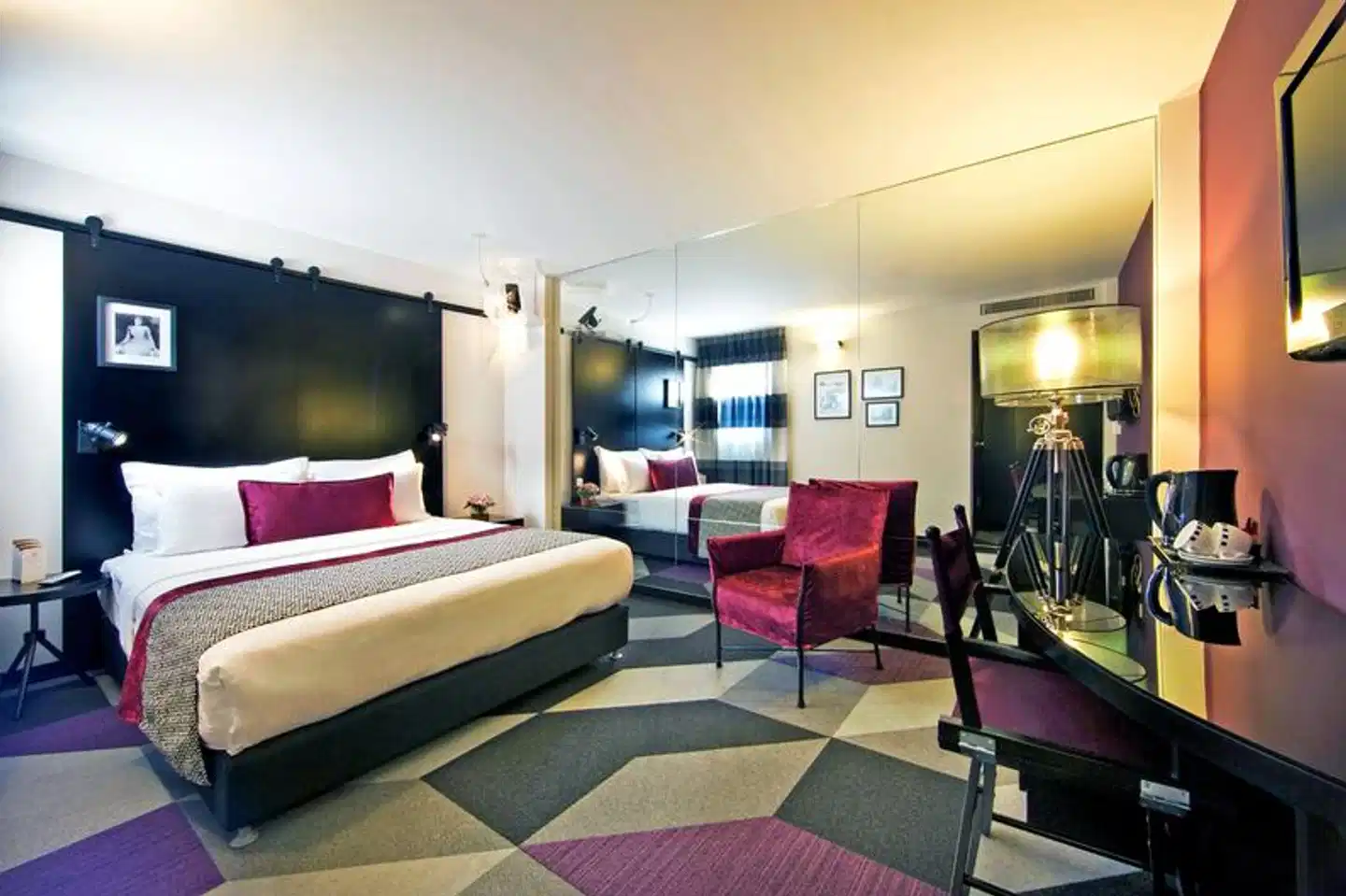 Cinema Hotel Wohnbeispiel