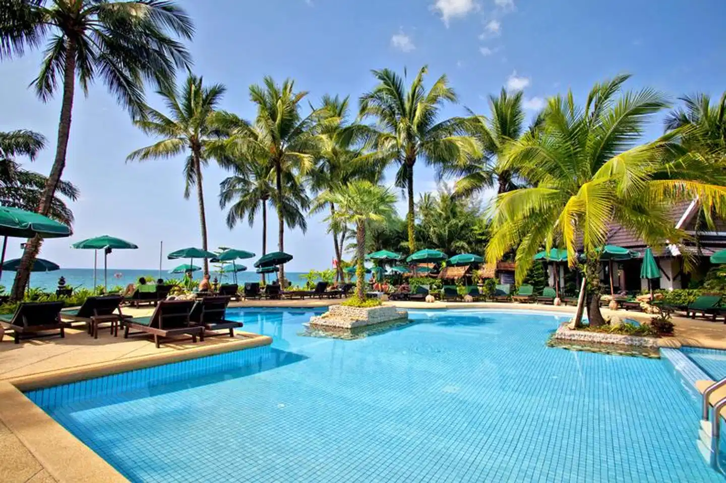 Khao Lak Palm Beach Resort Pool