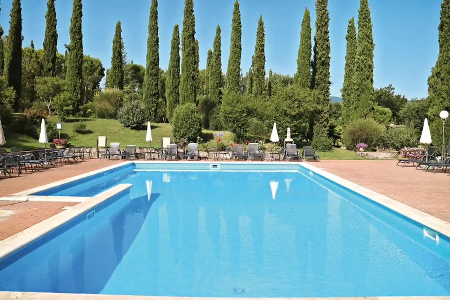 Fattoria La Sovana Pool