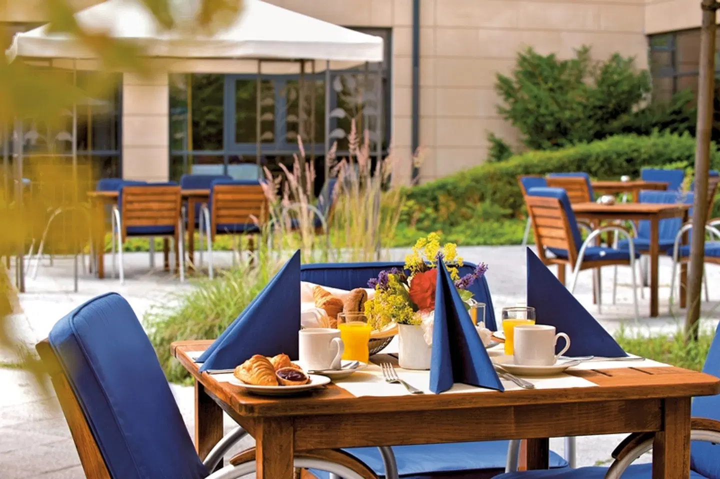 Victor's Residenz-Hotel Berlin Terrasse