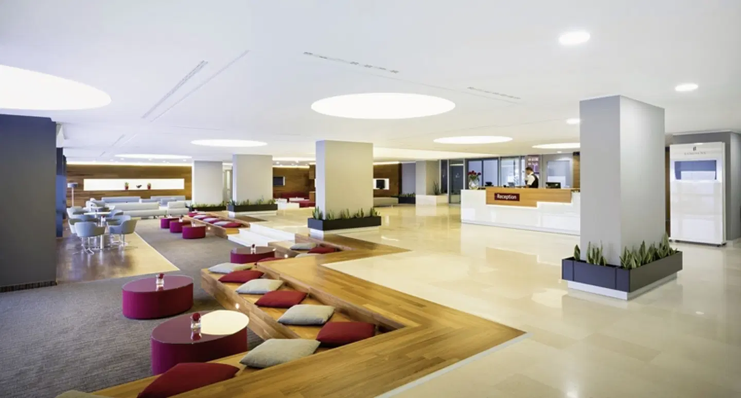Excelsior LOUNGE_LOBBY