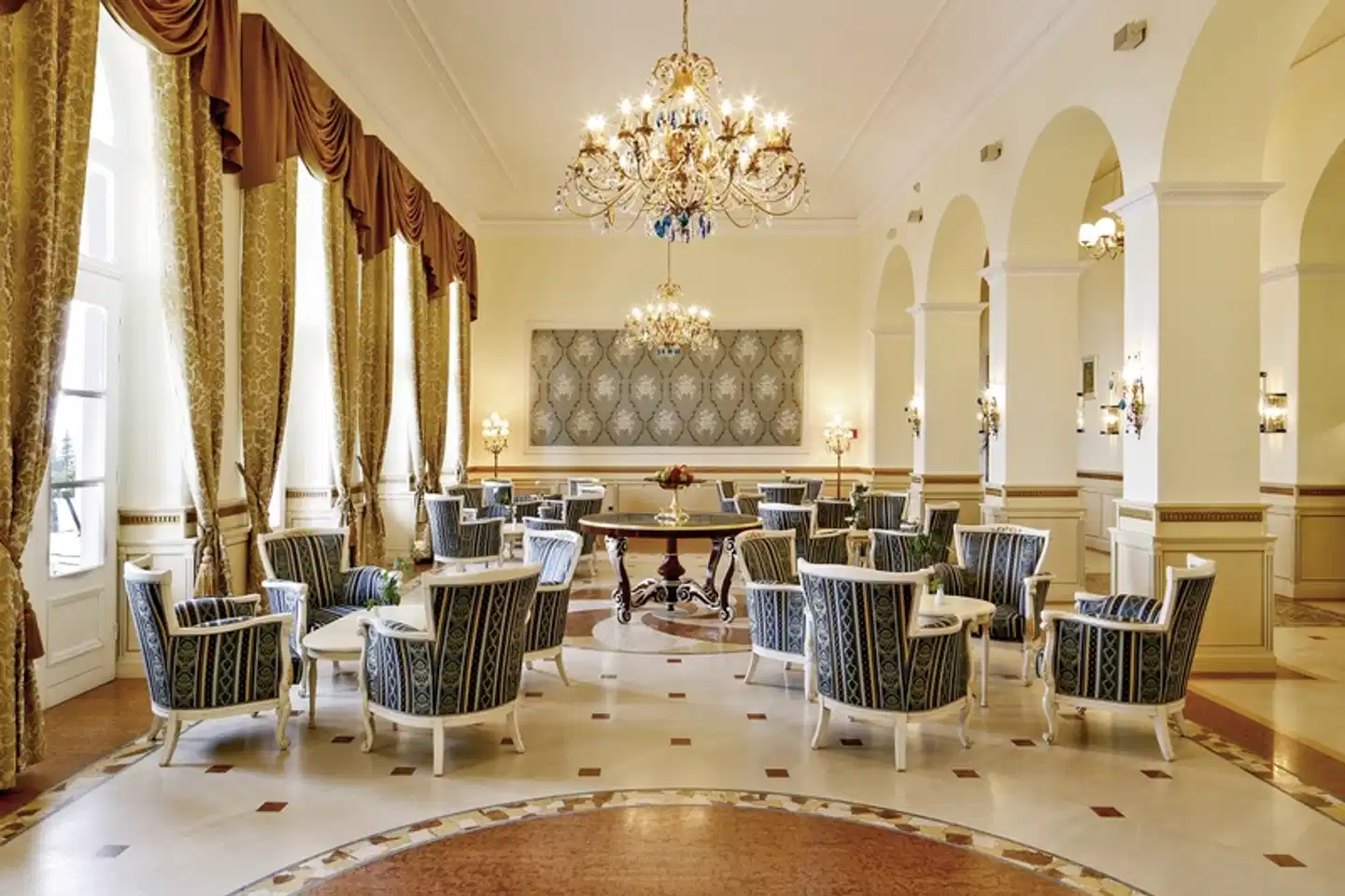 Kvarner Palace Lobby