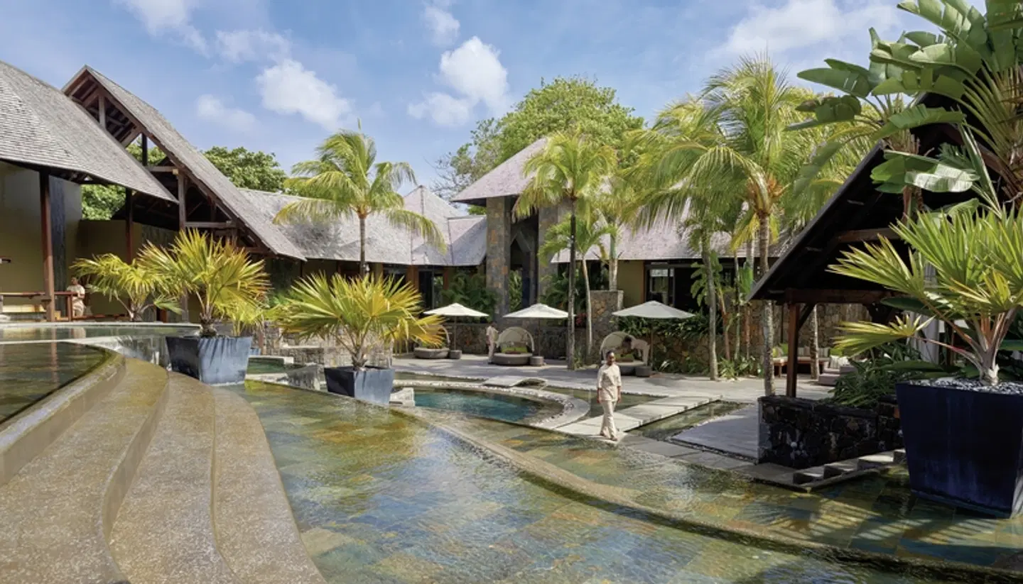 Royal Palm Beachcomber Luxury EXTERIOR