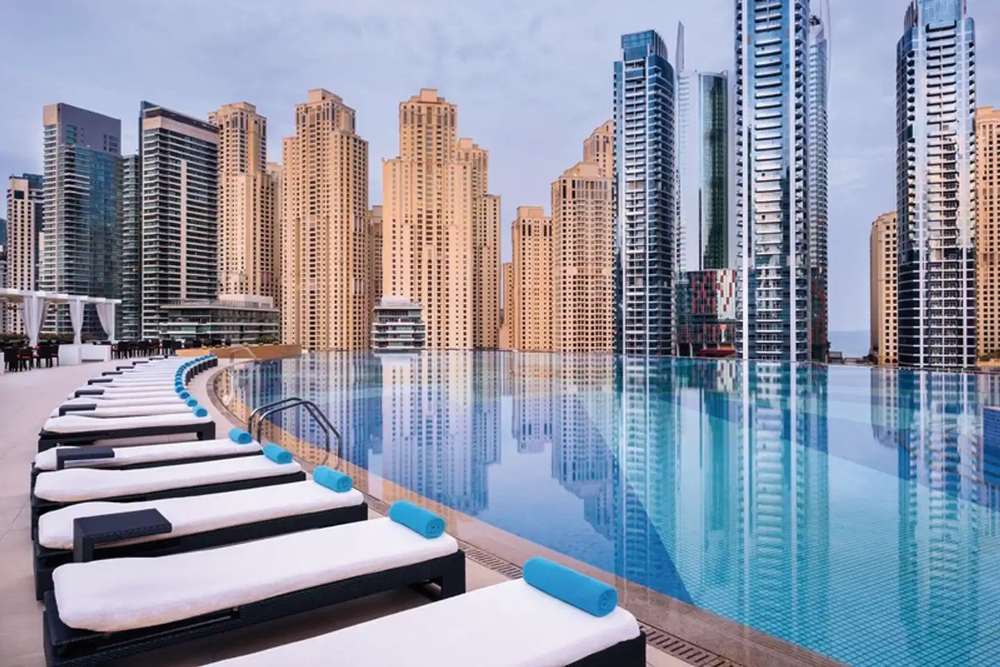 JW Marriott Hotel Marina Pool