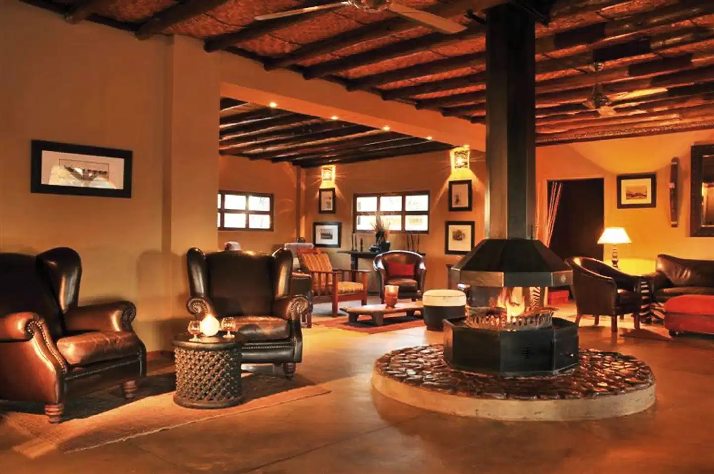 Intu Afrika - Zebra Lodge Lobby