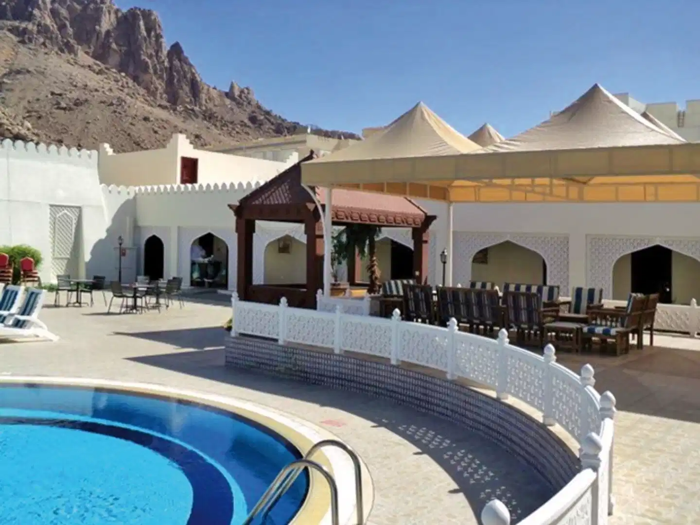 Al Diyar Hotel Aussenansicht