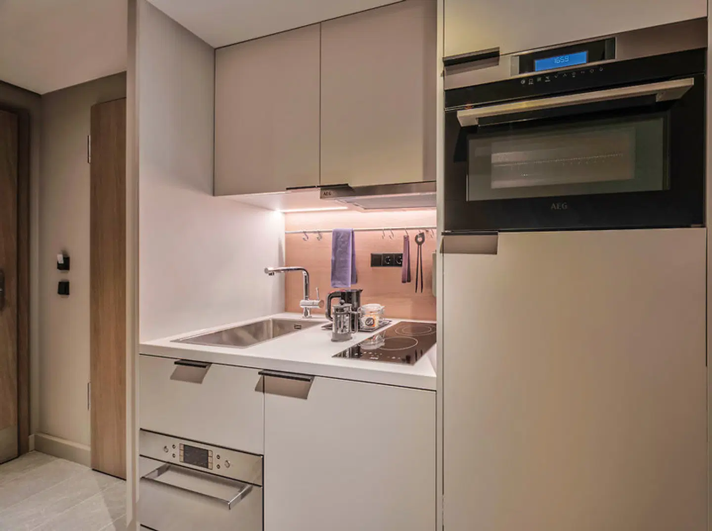 Adina Apartment Hotel Wiesbaden ROOM_EXAMPLE