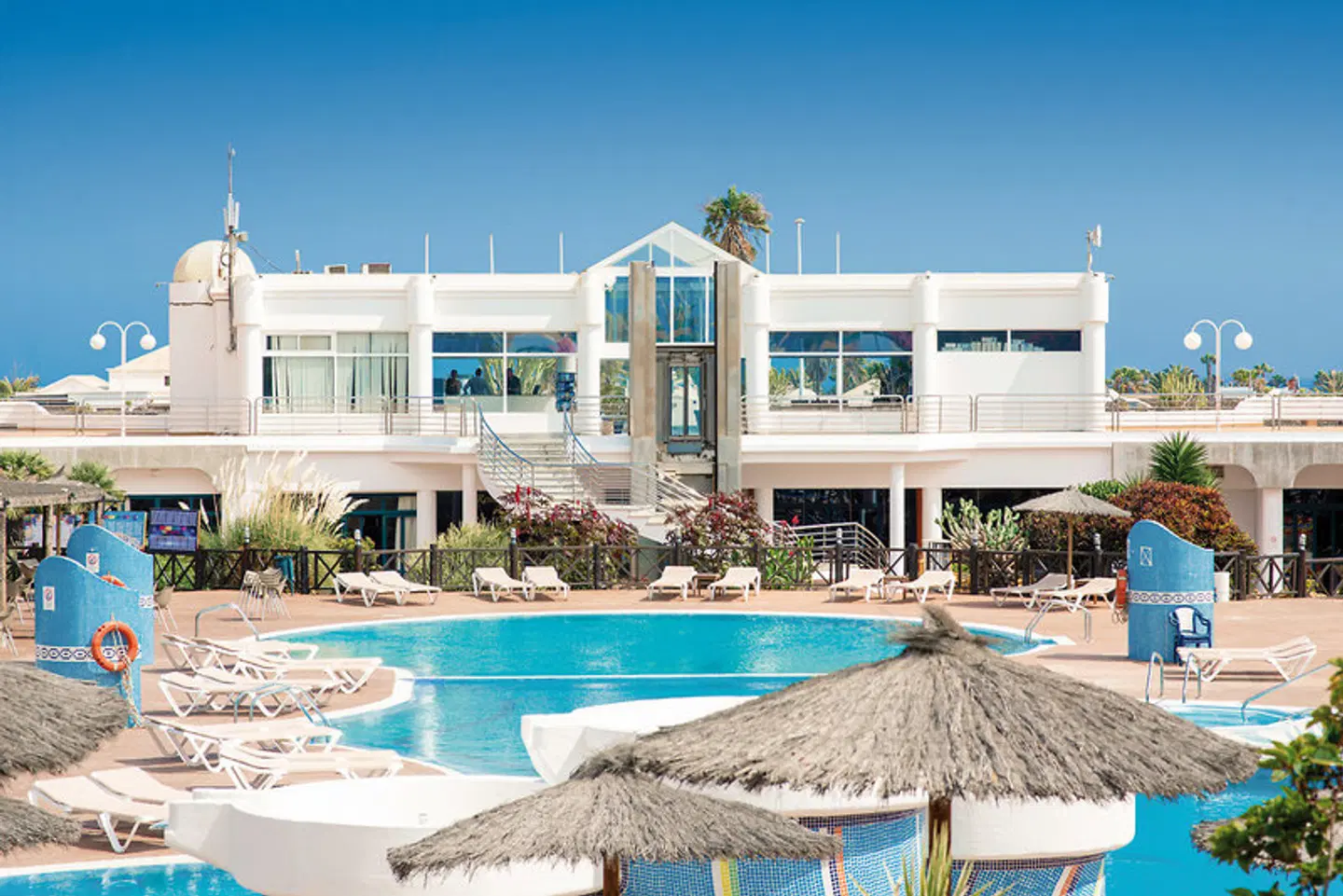 HL Club Playa Blanca OUTDOOR_POOL